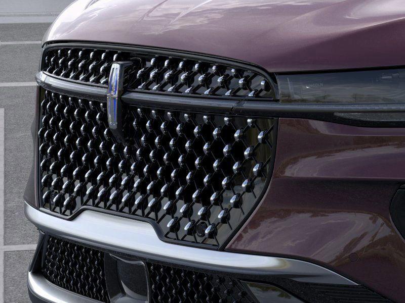 new 2025 Lincoln Nautilus car, priced at $61,070