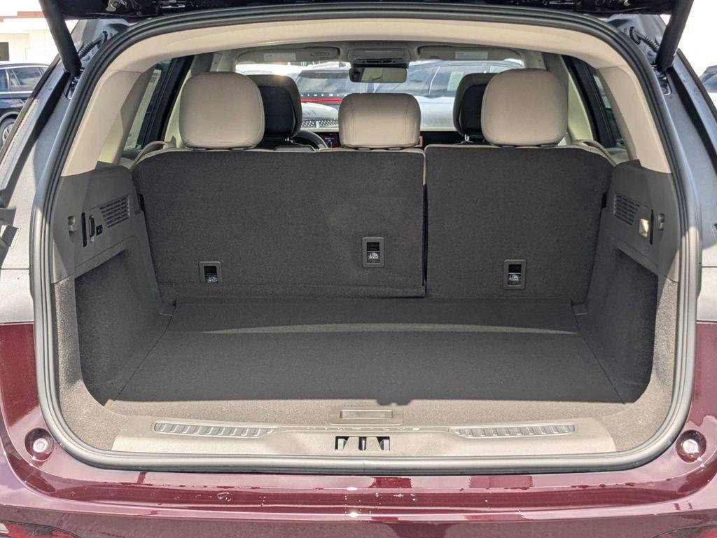 new 2025 Lincoln Nautilus car, priced at $61,070