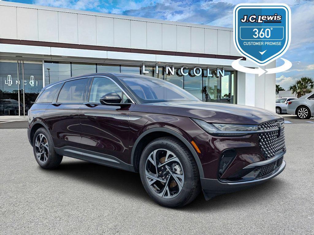 new 2025 Lincoln Nautilus car, priced at $61,070