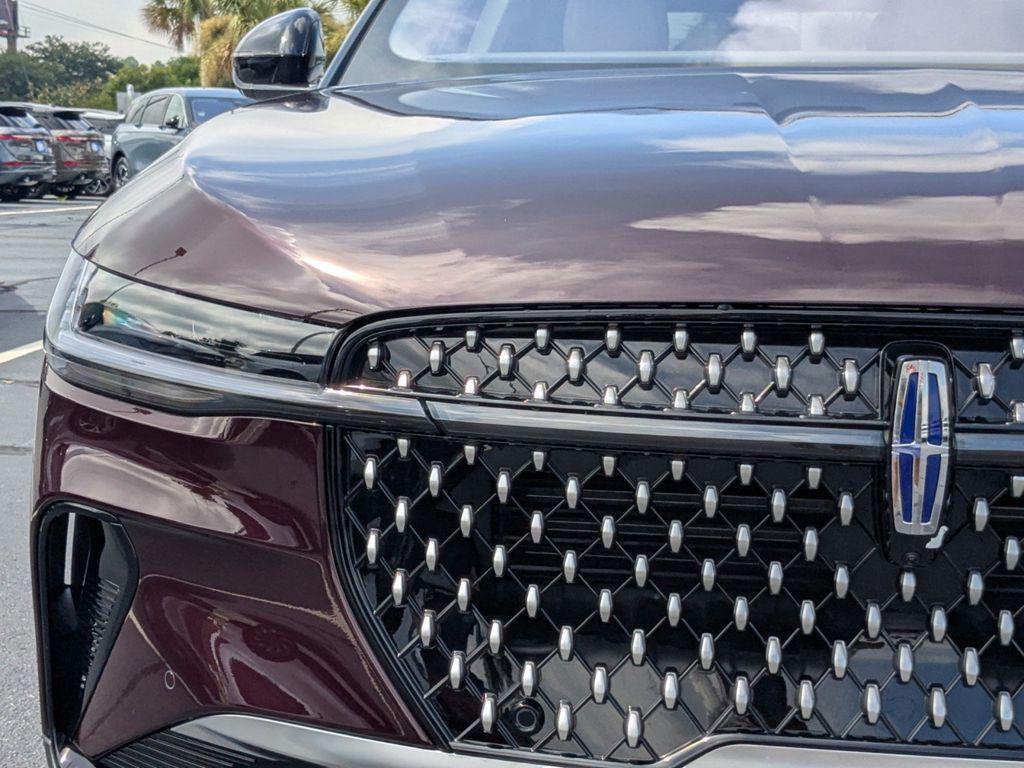 new 2025 Lincoln Nautilus car, priced at $61,070