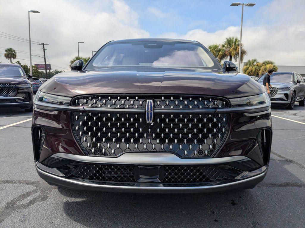 new 2025 Lincoln Nautilus car, priced at $61,070