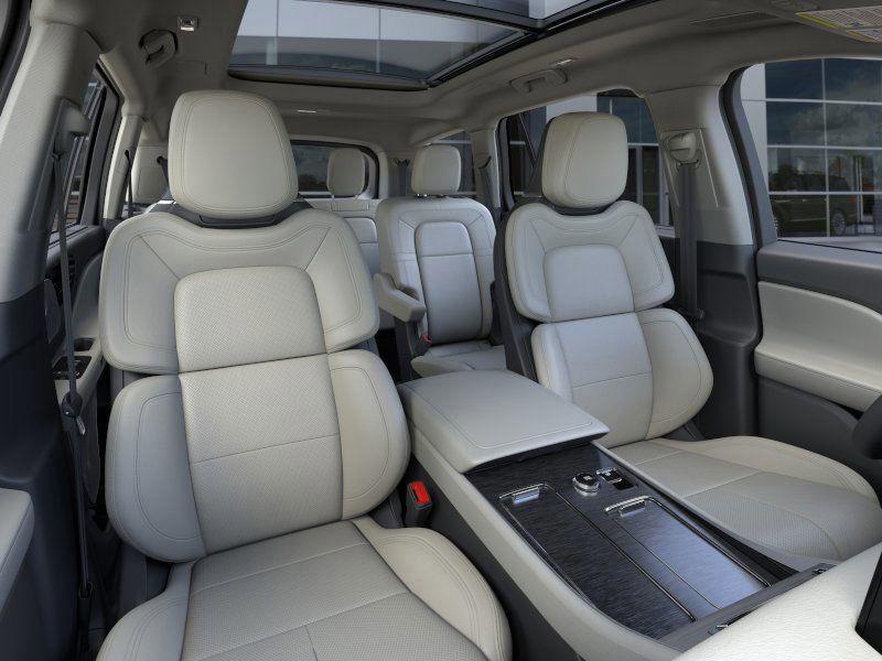 new 2025 Lincoln Aviator car, priced at $77,360