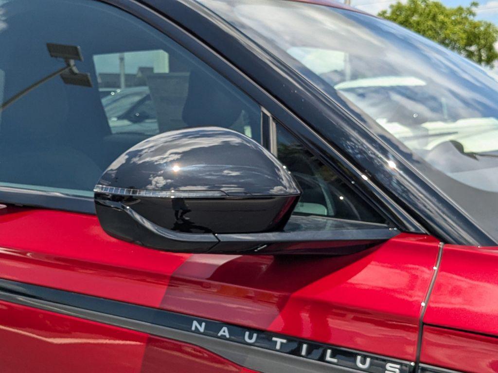 new 2025 Lincoln Nautilus car, priced at $58,020