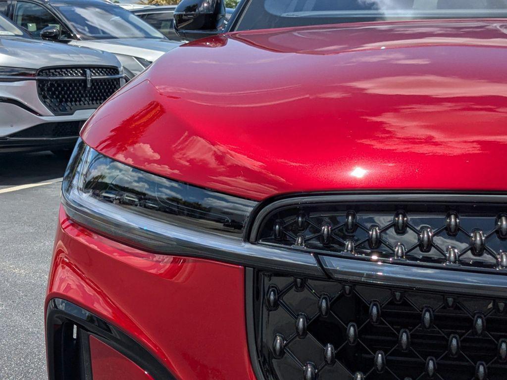 new 2025 Lincoln Nautilus car, priced at $58,020