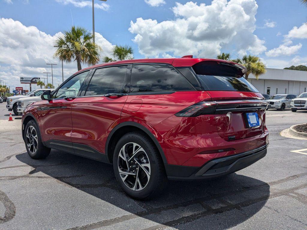 new 2025 Lincoln Nautilus car, priced at $58,020