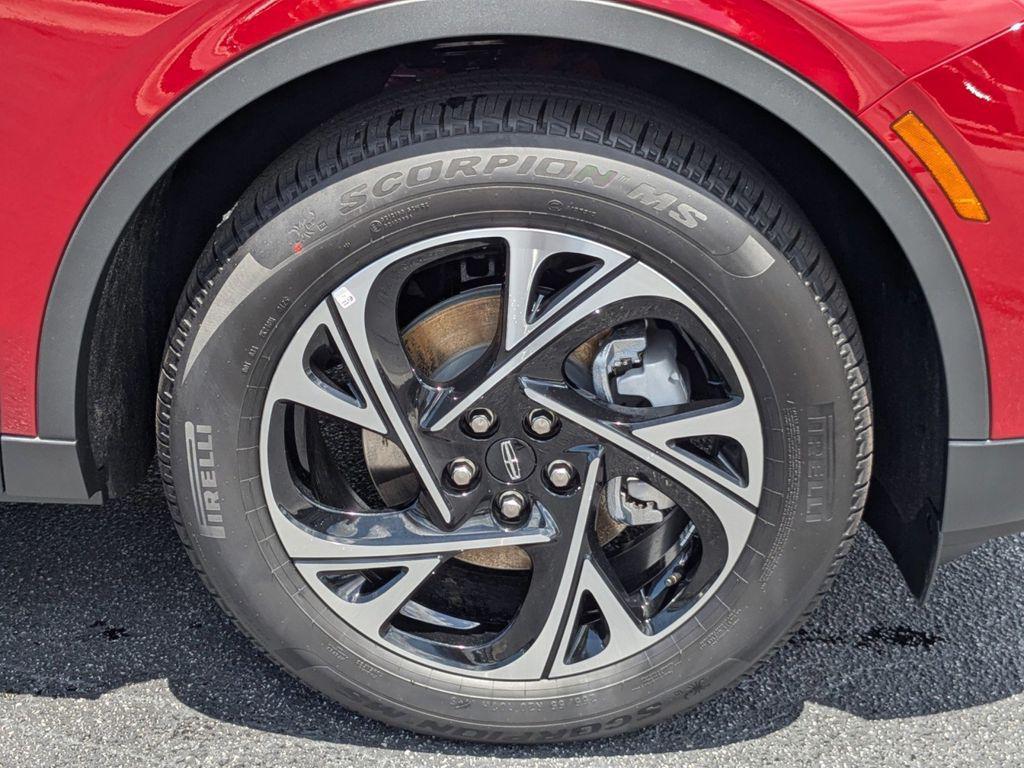 new 2025 Lincoln Nautilus car, priced at $58,020