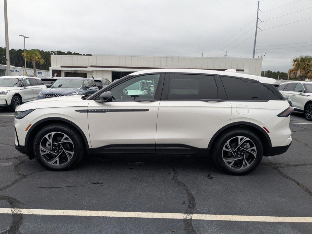 new 2025 Lincoln Nautilus car, priced at $48,741