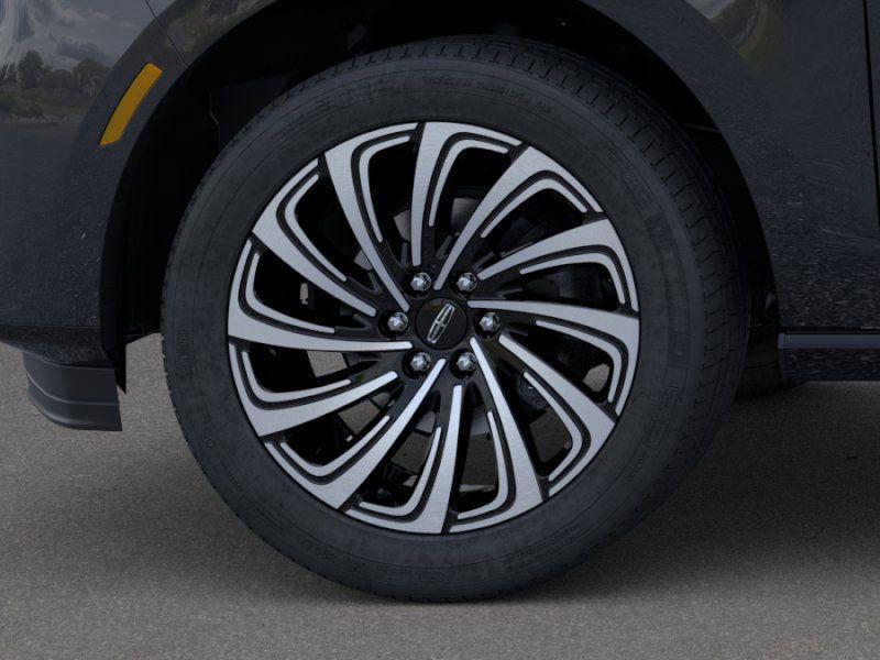 new 2025 Lincoln Navigator car, priced at $122,185