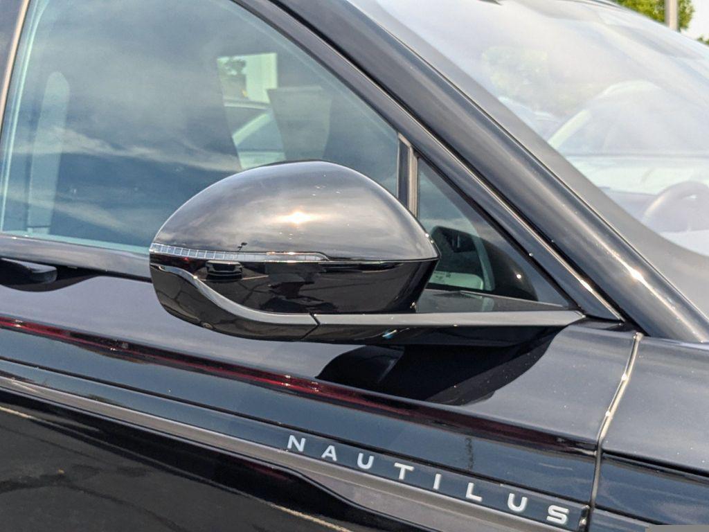 new 2025 Lincoln Nautilus car, priced at $59,270