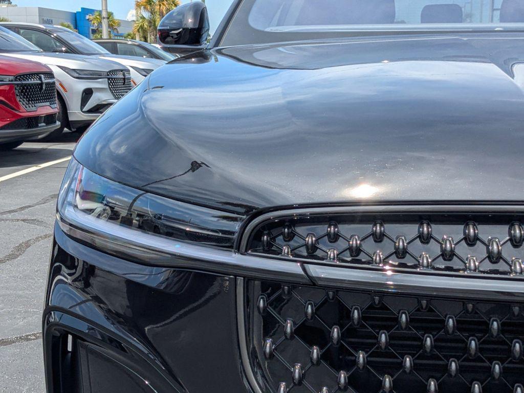 new 2025 Lincoln Nautilus car, priced at $59,270