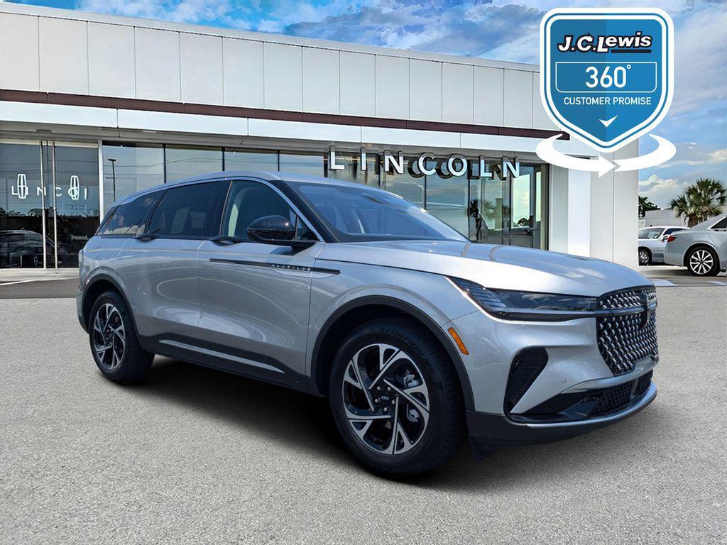 new 2025 Lincoln Nautilus car, priced at $55,270