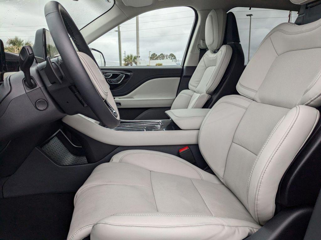new 2025 Lincoln Aviator car, priced at $74,999