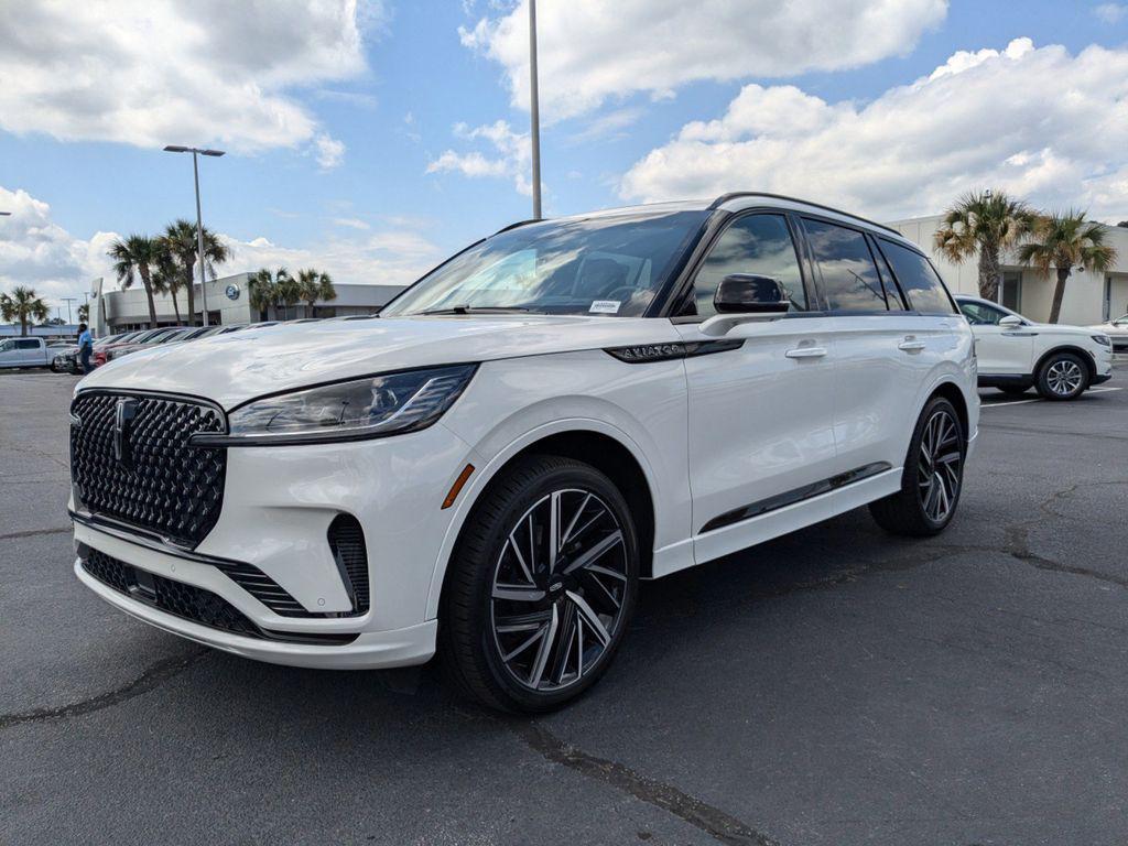 new 2025 Lincoln Aviator car, priced at $92,590