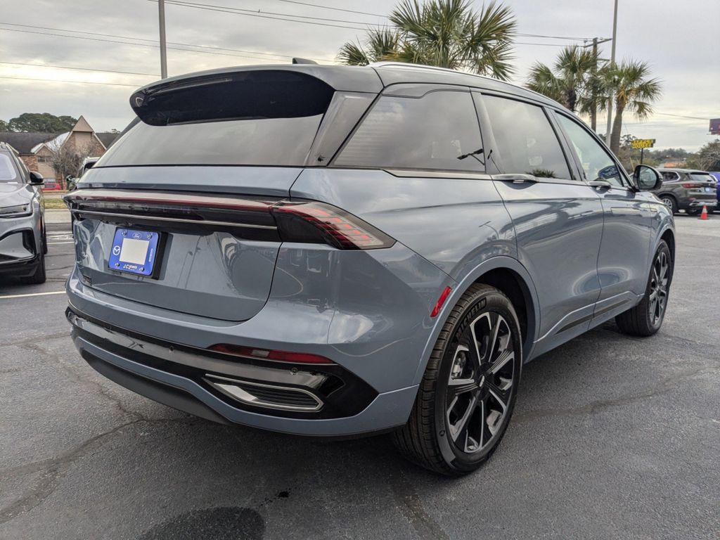 new 2025 Lincoln Nautilus car, priced at $62,205