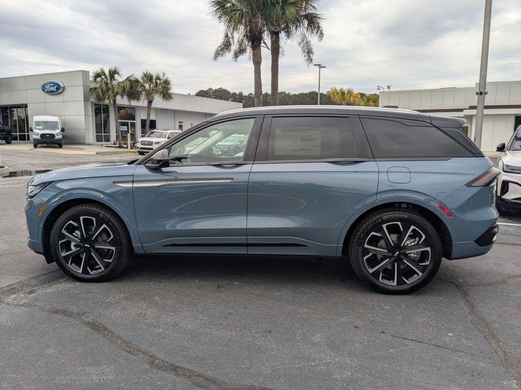 new 2025 Lincoln Nautilus car, priced at $62,205