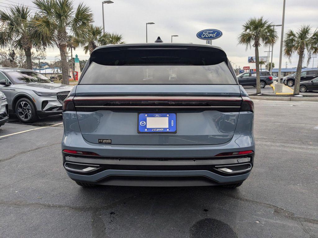 new 2025 Lincoln Nautilus car, priced at $62,205