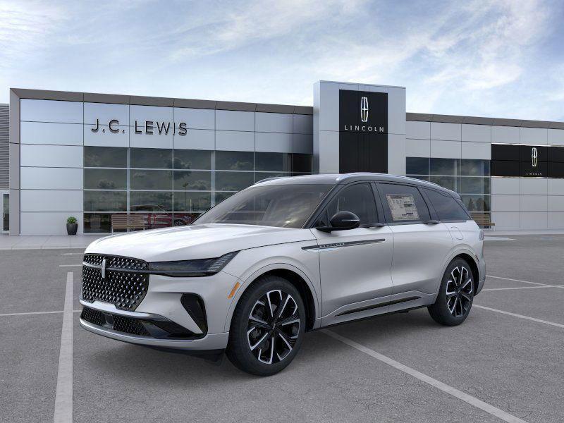 new 2025 Lincoln Nautilus car, priced at $63,910