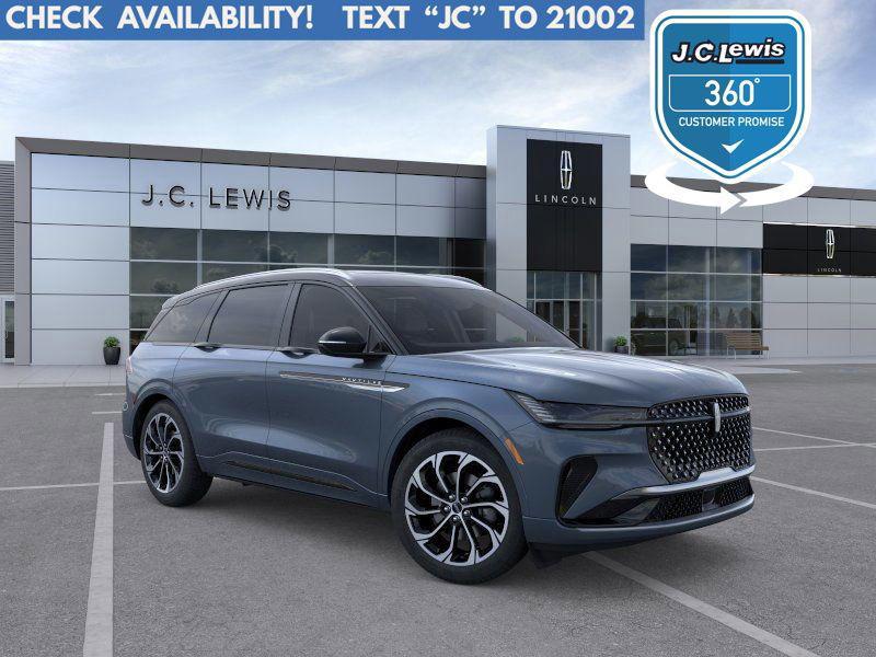 new 2025 Lincoln Nautilus car, priced at $62,025