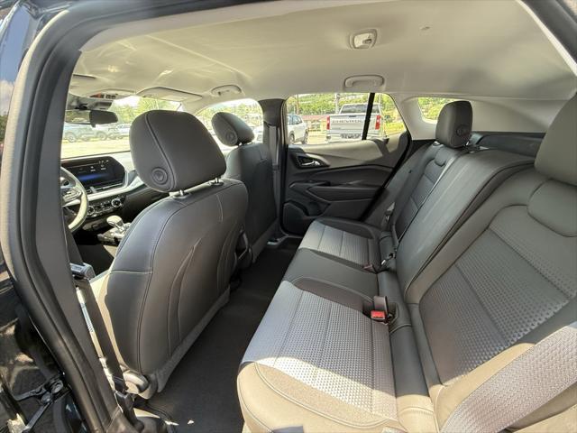 new 2025 Chevrolet Trax car, priced at $25,000