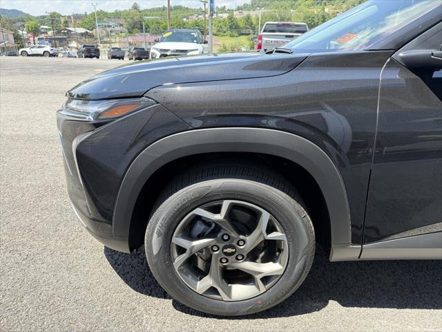 new 2025 Chevrolet Trax car, priced at $25,000