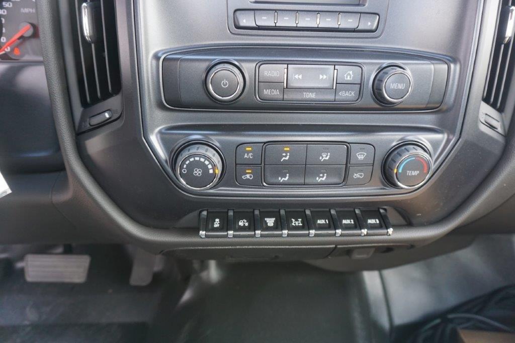 new 2024 Chevrolet Silverado 1500 car, priced at $50,057