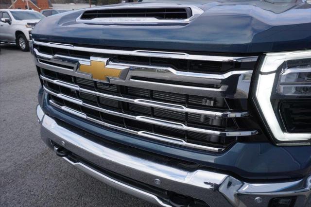 new 2025 Chevrolet Silverado 2500 car, priced at $81,930