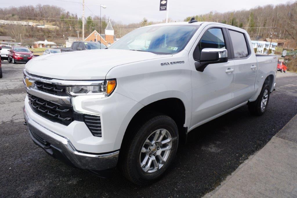 new 2024 Chevrolet Silverado 1500 car, priced at $46,659