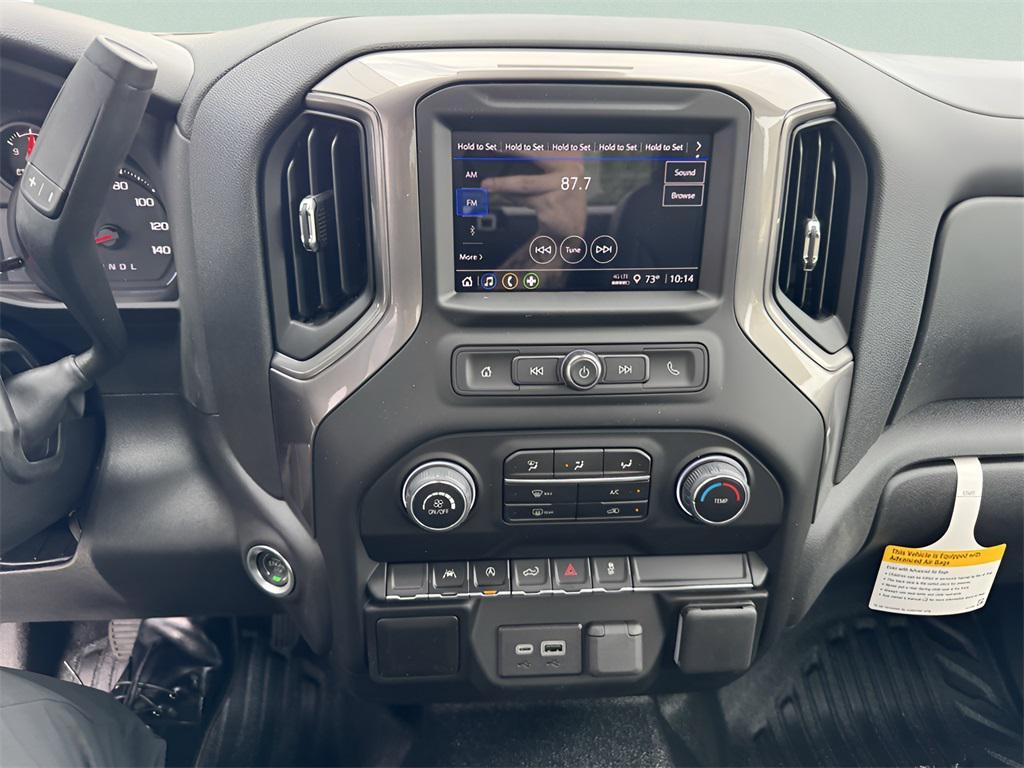 new 2025 Chevrolet Silverado 1500 car, priced at $39,550