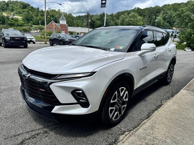 new 2025 Chevrolet Blazer car, priced at $50,965