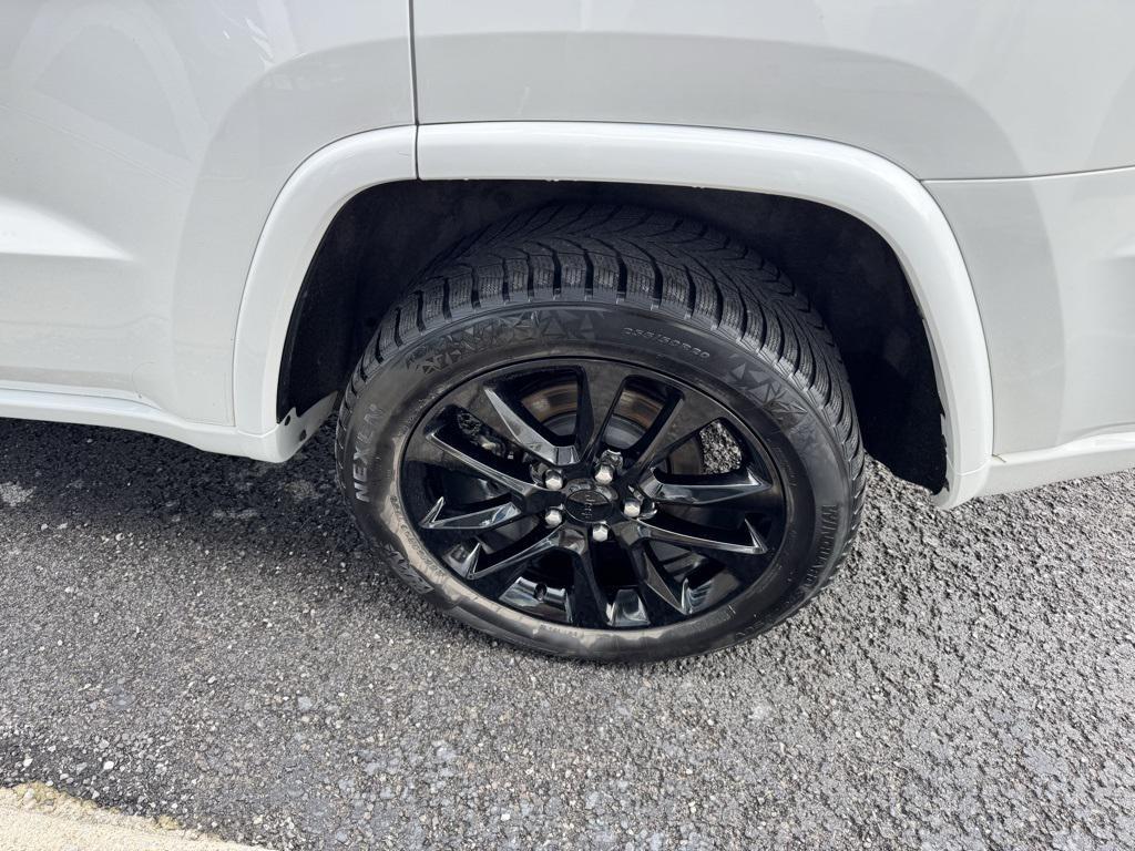 used 2022 Jeep Grand Cherokee car, priced at $25,829