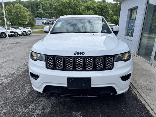 used 2022 Jeep Grand Cherokee car, priced at $28,500