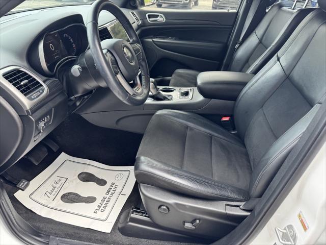 used 2022 Jeep Grand Cherokee car, priced at $28,500