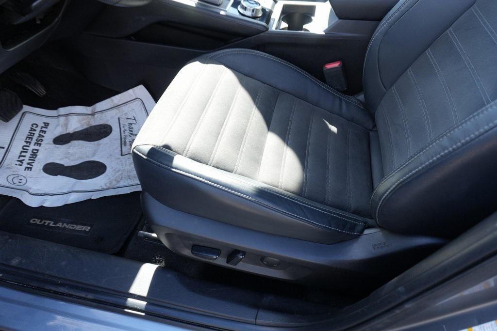 used 2022 Mitsubishi Outlander car, priced at $20,418