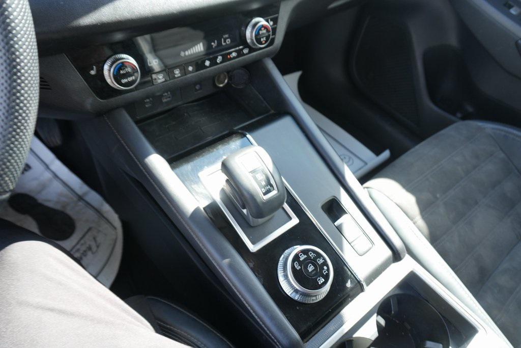 used 2022 Mitsubishi Outlander car, priced at $20,418
