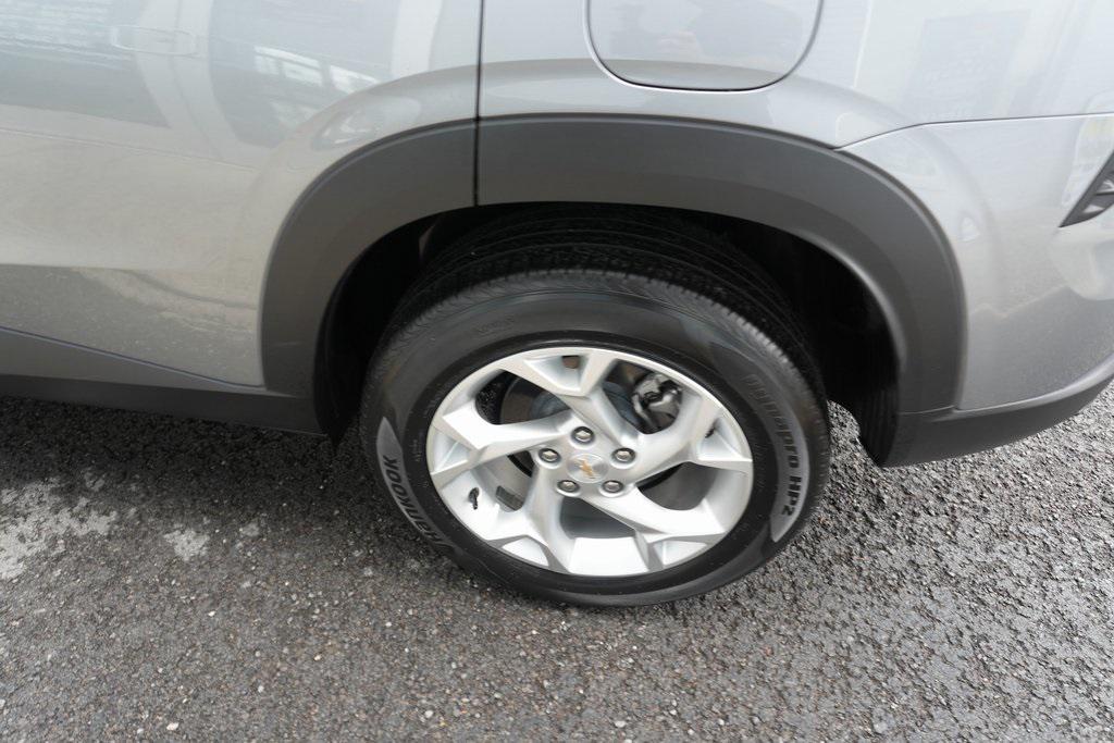 used 2025 Chevrolet Trax car, priced at $21,196