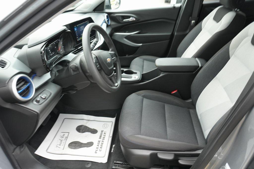used 2025 Chevrolet Trax car, priced at $21,196