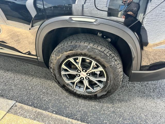 used 2024 GMC Acadia car, priced at $46,860