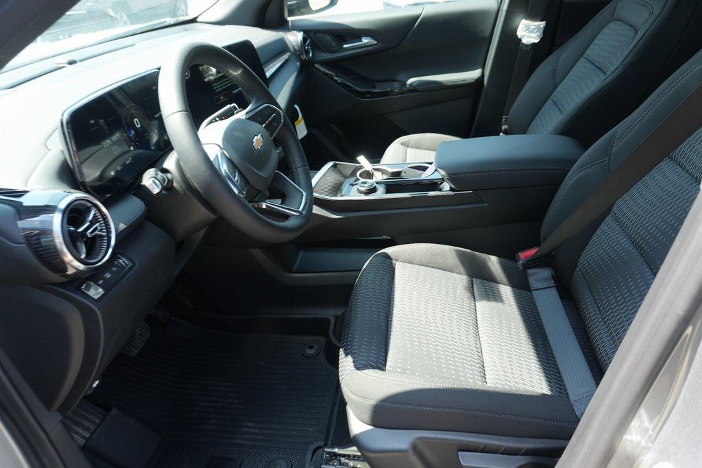 new 2026 Chevrolet Equinox car, priced at $30,980