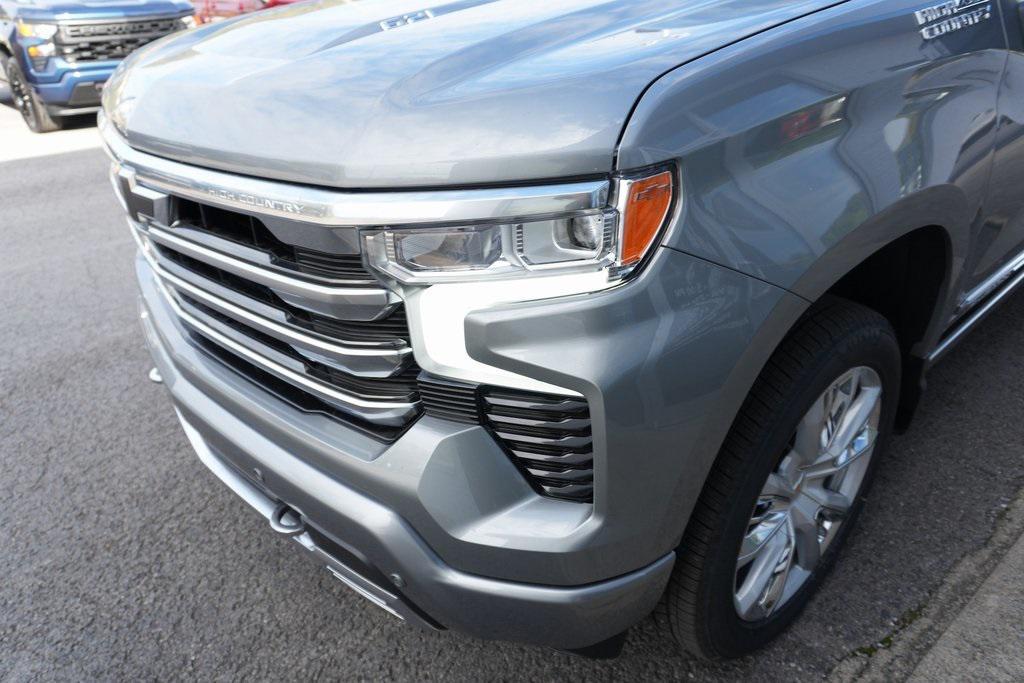 new 2025 Chevrolet Silverado 1500 car, priced at $67,678