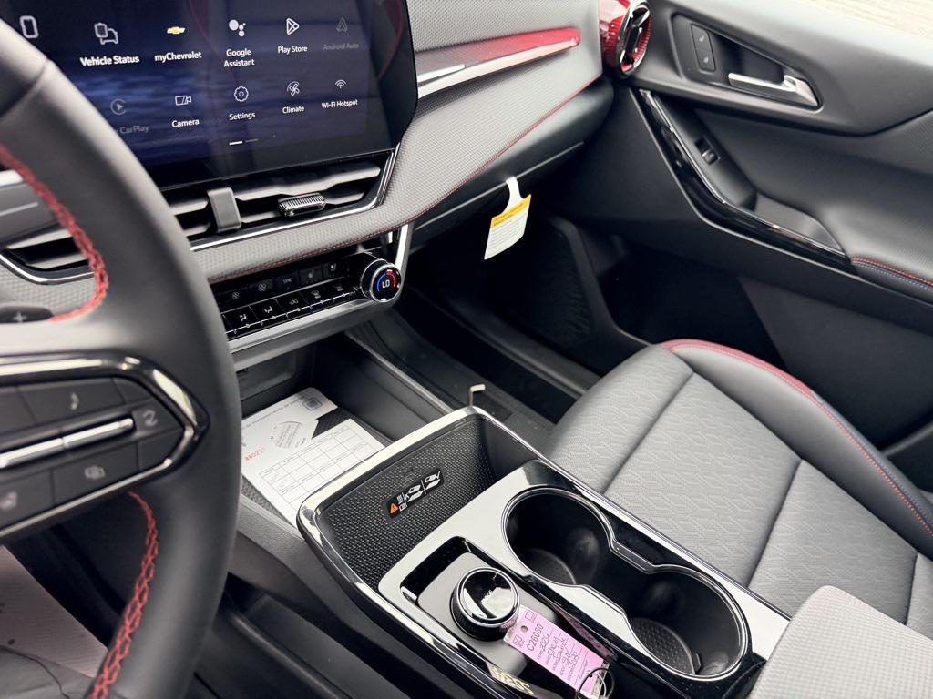 new 2026 Chevrolet Equinox car, priced at $39,218