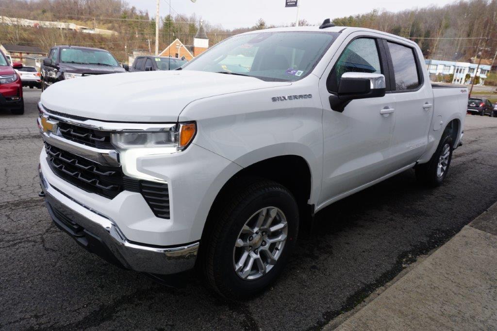 new 2024 Chevrolet Silverado 1500 car, priced at $46,659