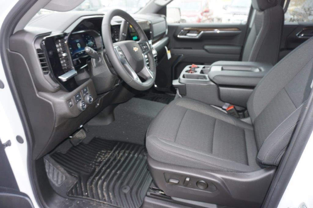 new 2024 Chevrolet Silverado 1500 car, priced at $46,659