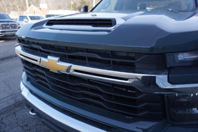 new 2025 Chevrolet Silverado 2500 car, priced at $72,980