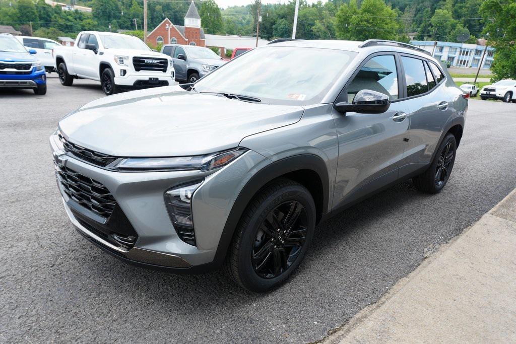 new 2025 Chevrolet Trax car, priced at $25,955