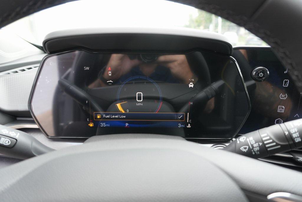 new 2025 Chevrolet Trax car, priced at $25,955