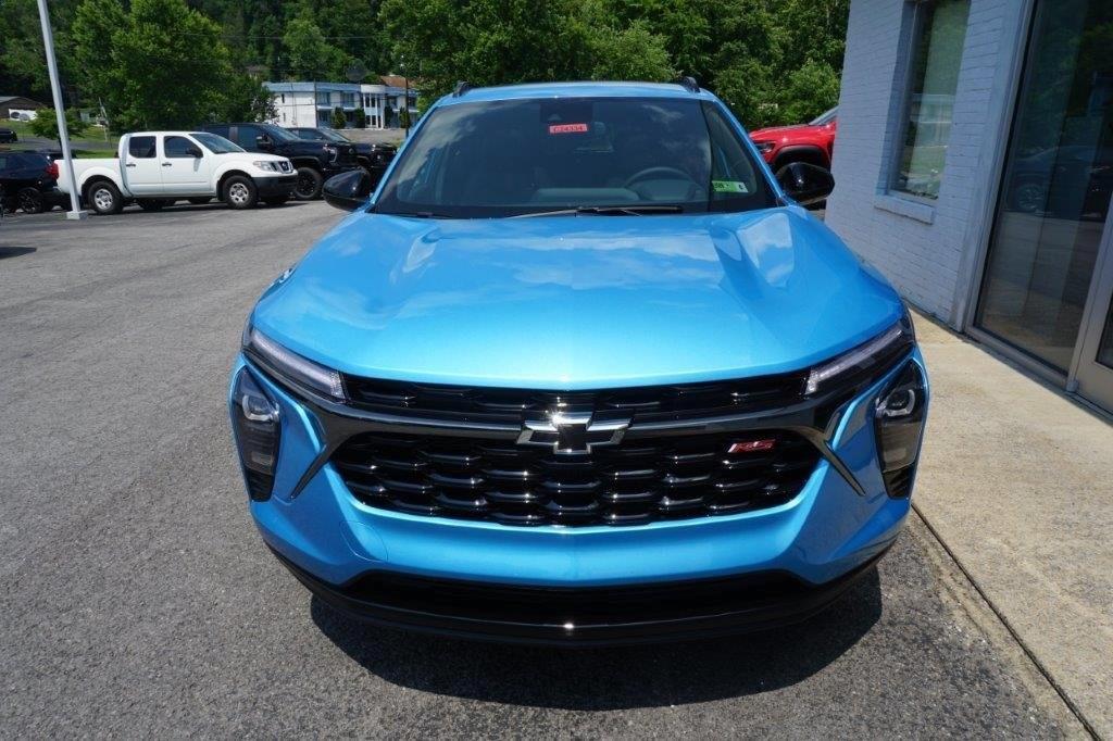 new 2025 Chevrolet Trax car, priced at $25,030