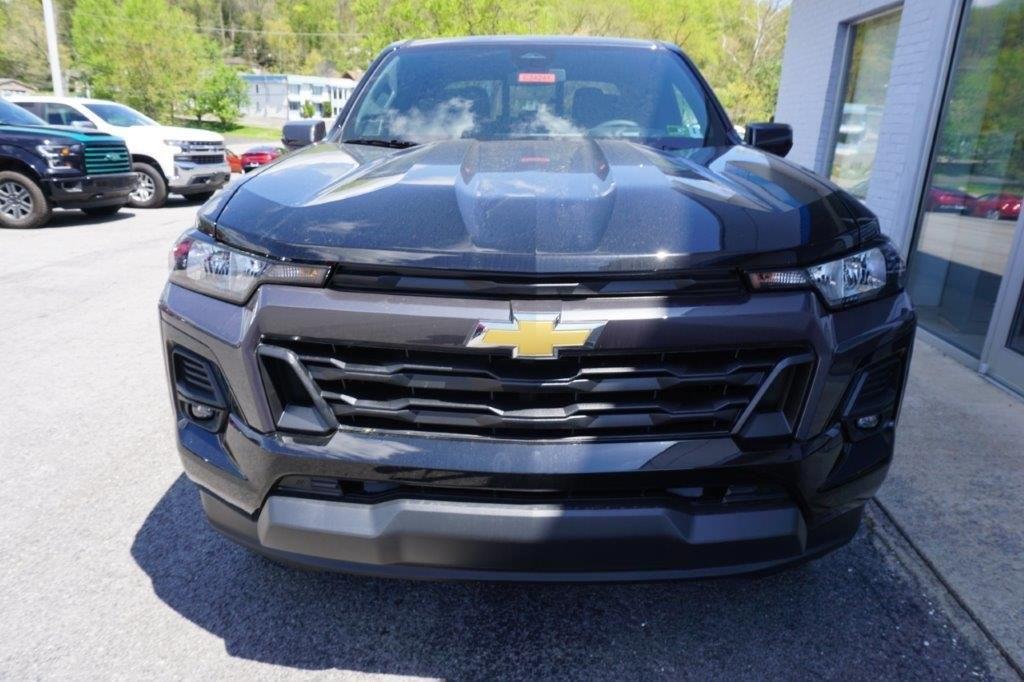 new 2024 Chevrolet Colorado car, priced at $33,816