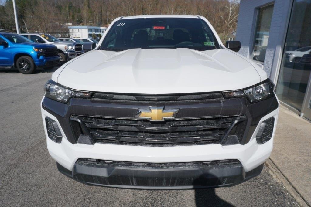 new 2024 Chevrolet Colorado car, priced at $34,403