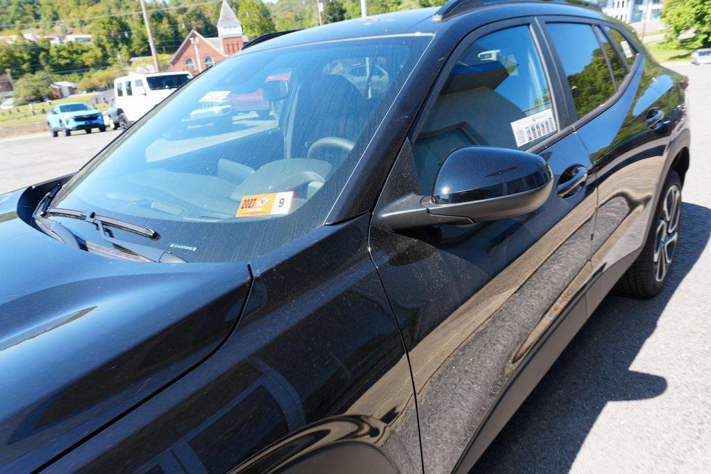 new 2026 Chevrolet Trax car, priced at $25,612
