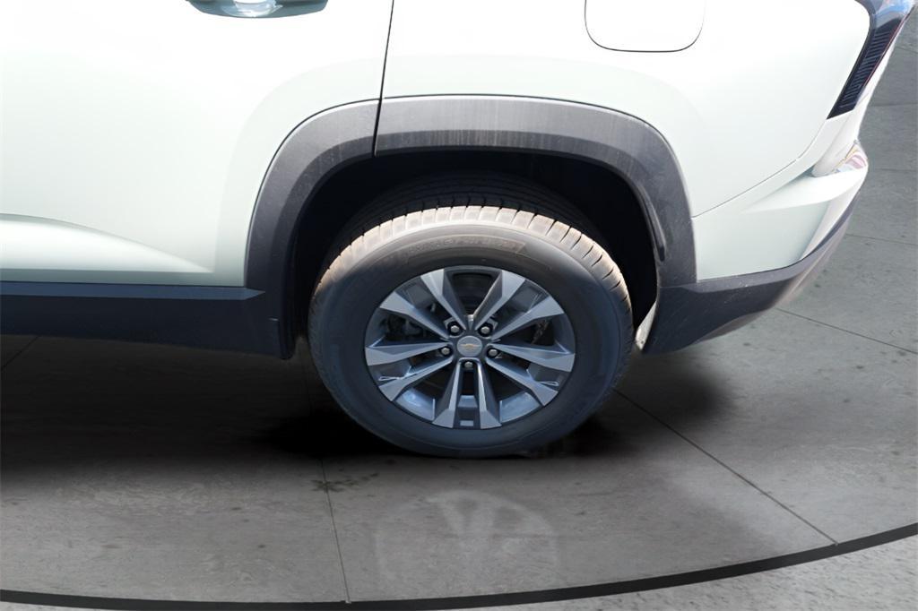 new 2026 Chevrolet Equinox car, priced at $30,904